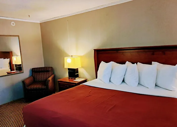 Motel National 9 - Showboat