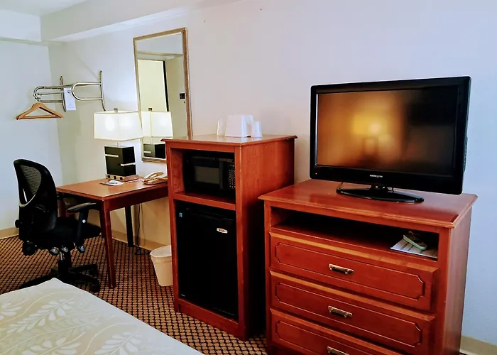 Motel National 9 - Showboat 2*