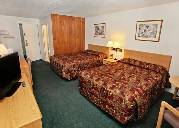 National 9 - Showboat Motel 2*